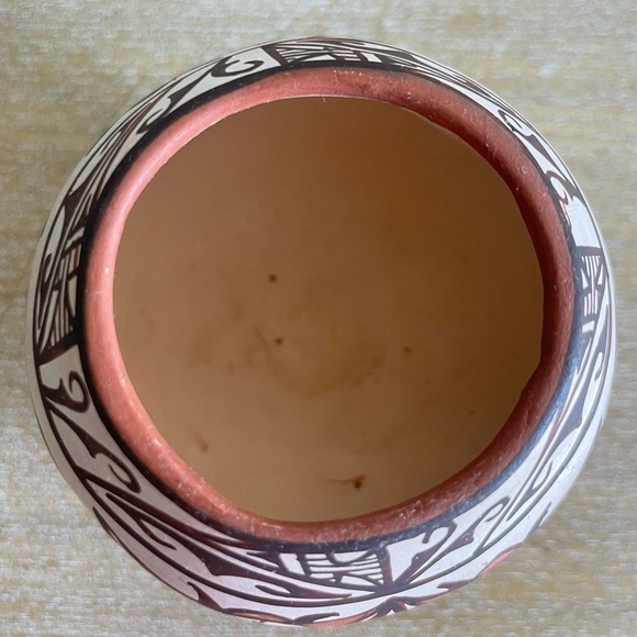 Miniature Zuni Heart Line Deer Olla - Picture 6 of 14